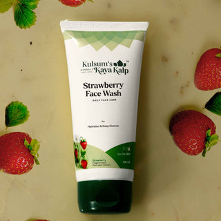 Strawberry Face Wash For Hydration & Deep Cleanse